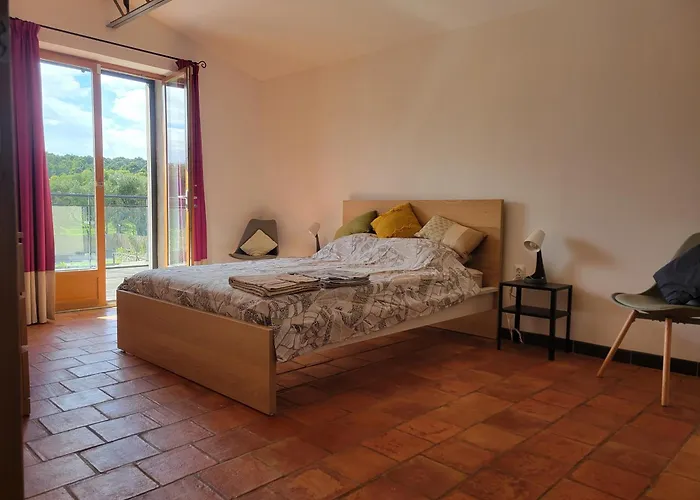 Domaine D'azeou Laure-Minervois