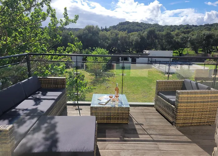 Domaine D'azeou